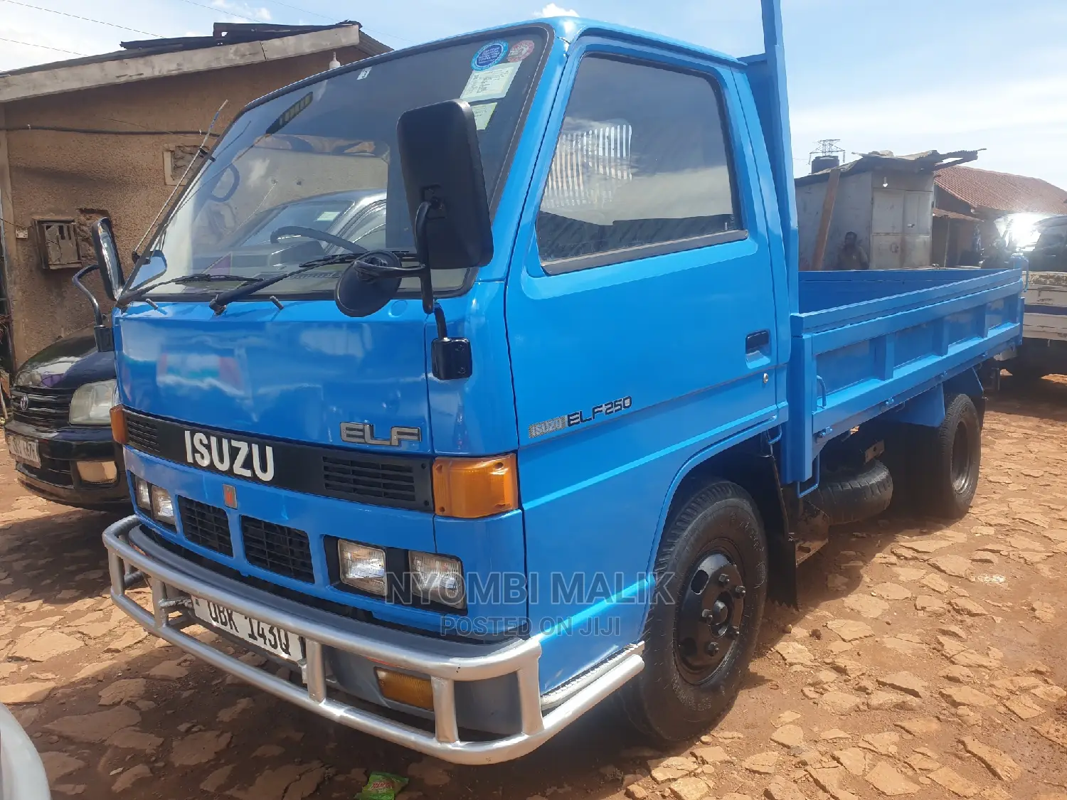 Isuzu Tipper 250