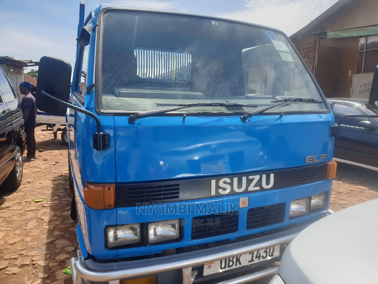 Isuzu Tipper 250