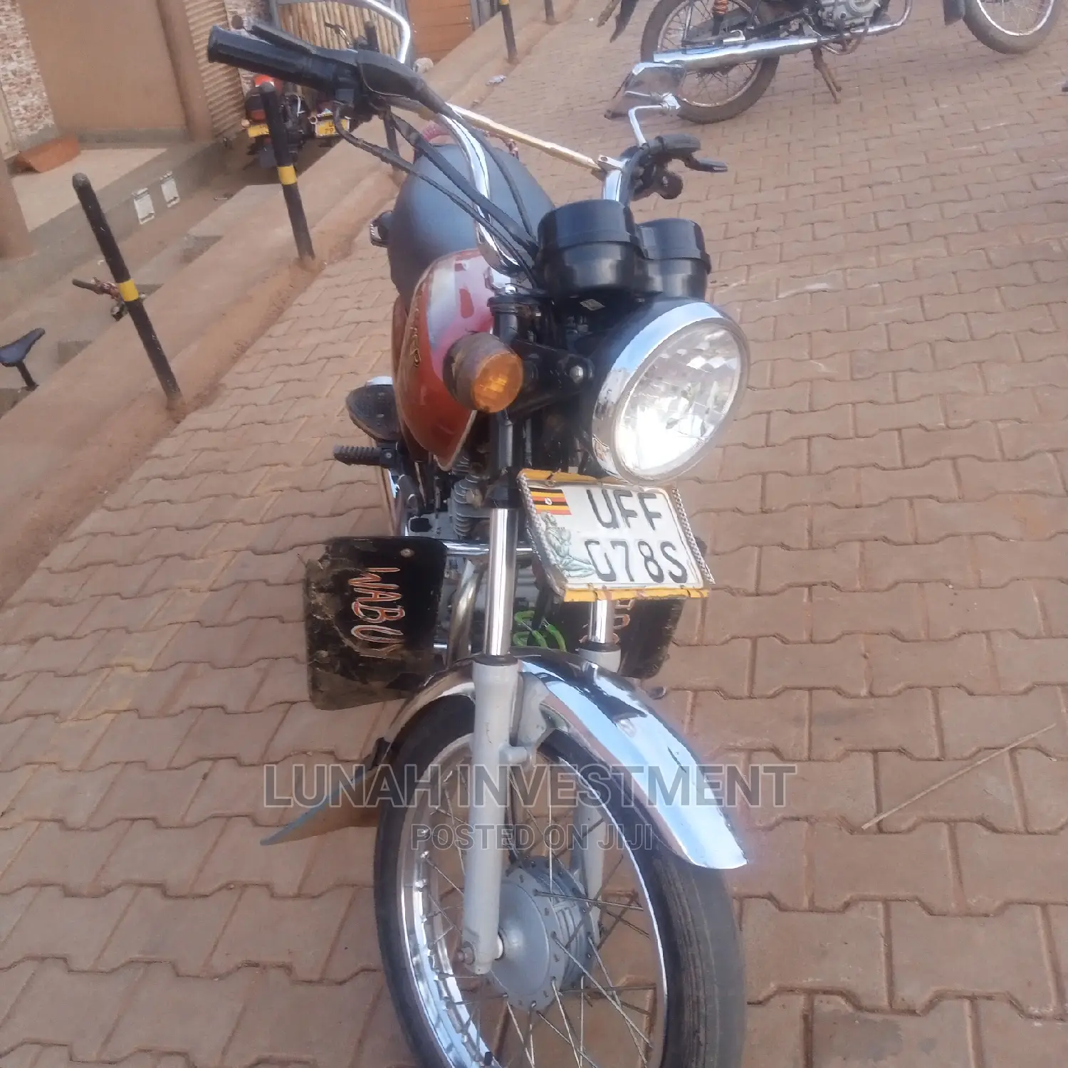 New Bajaj Boxer 100 2021 Red