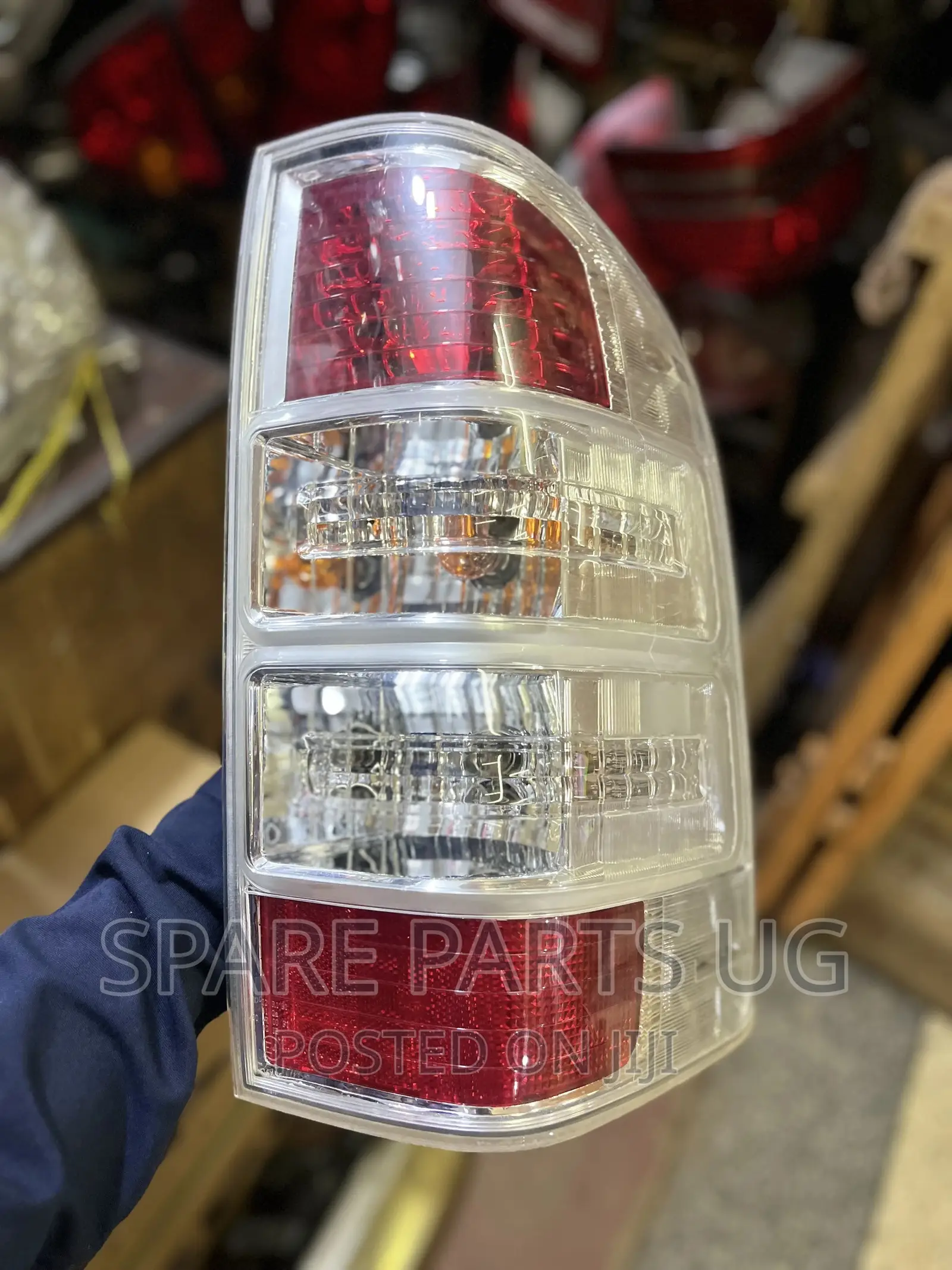 Ford Ranger 2009 - 2011taillight