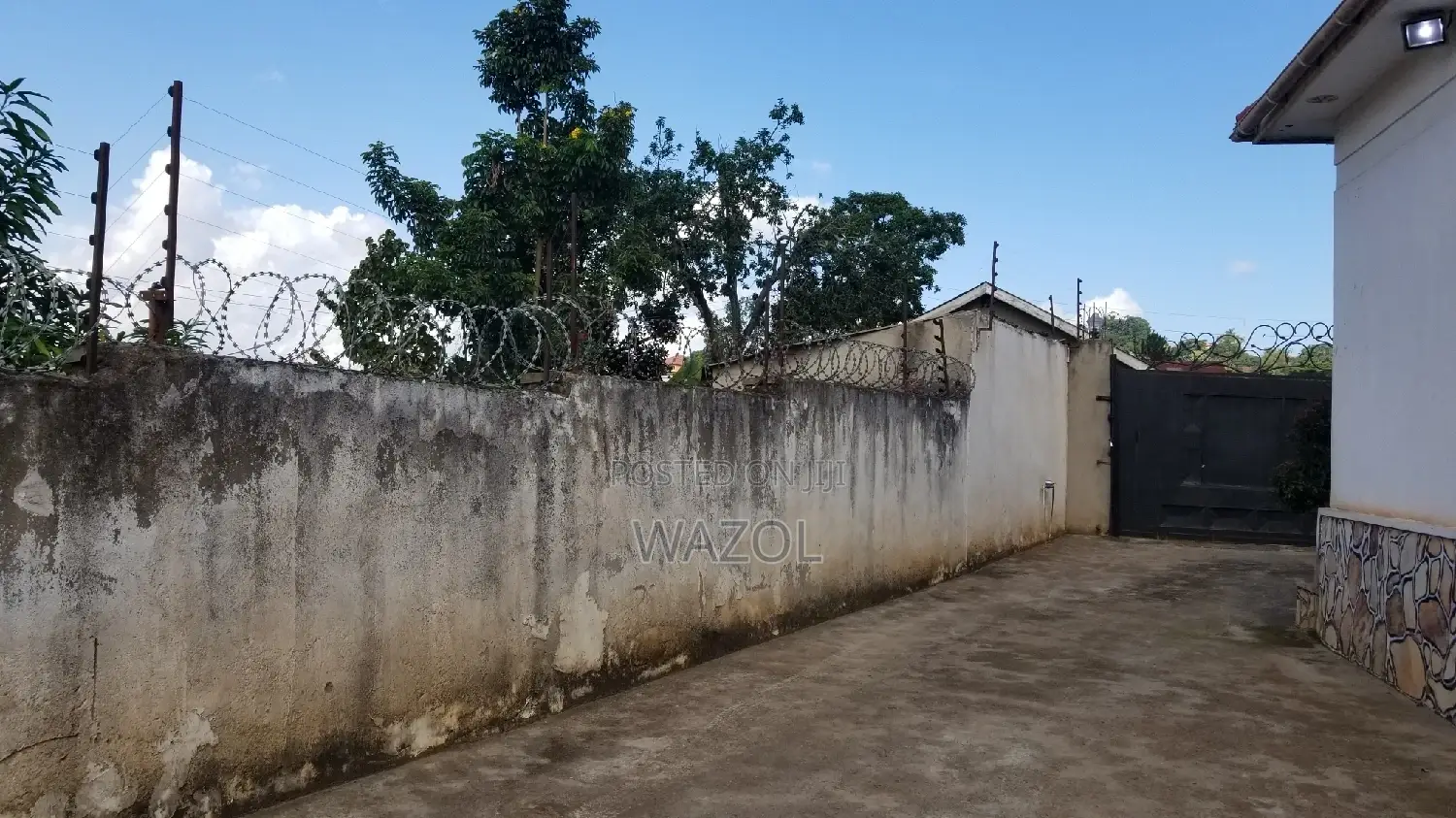 Furnished 4bdrm Bungalow in Rubaga for sale