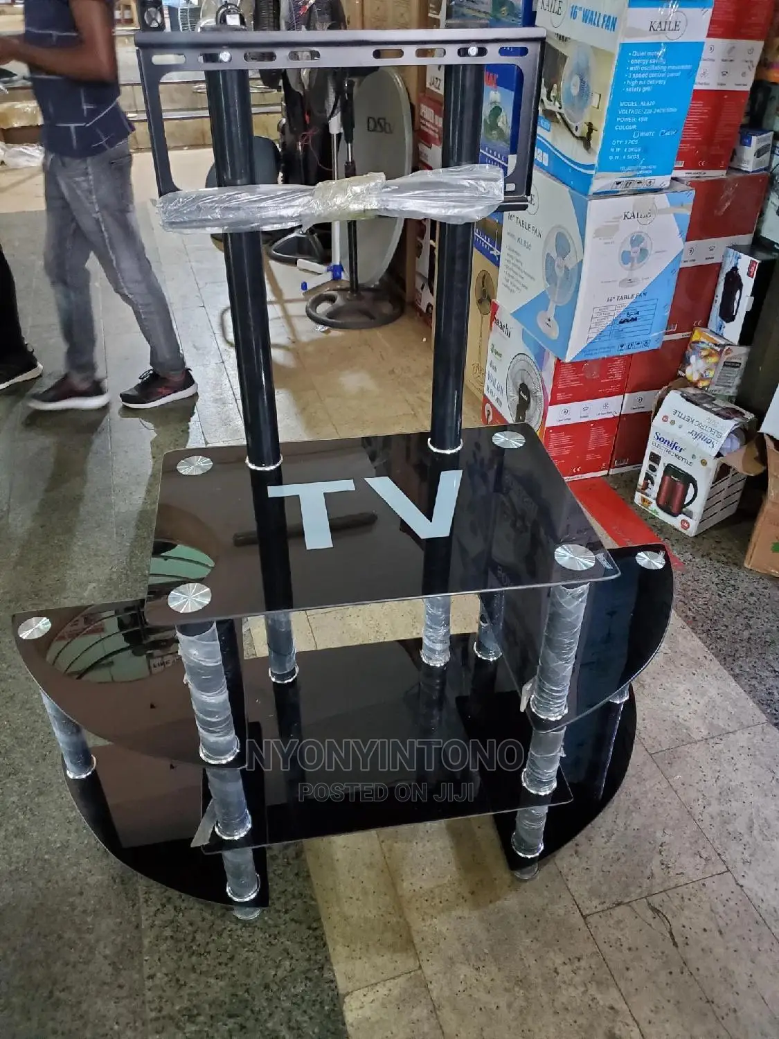 Very Strong Glass Plasma Stand With Ample Space for Woofers