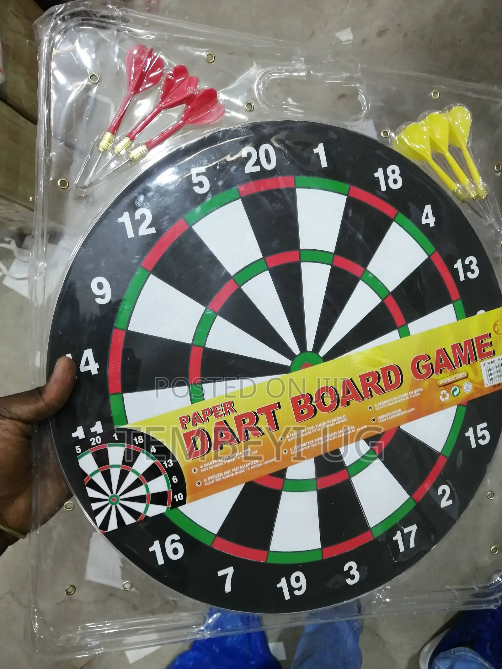 Dart Board With 6 Darts