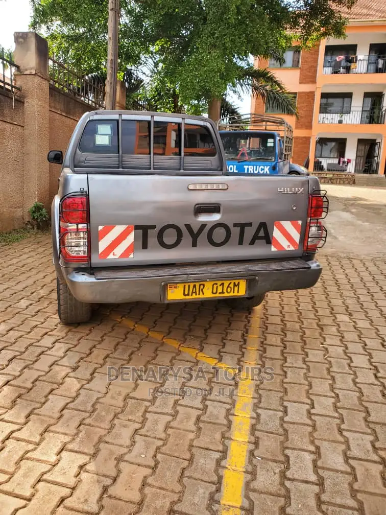 Toyota Hilux Double Cabin Pick-Up for Hire/Rent