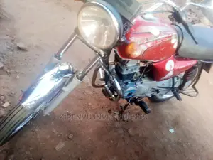 Bajaj Boxer BM100KS 2012 Red