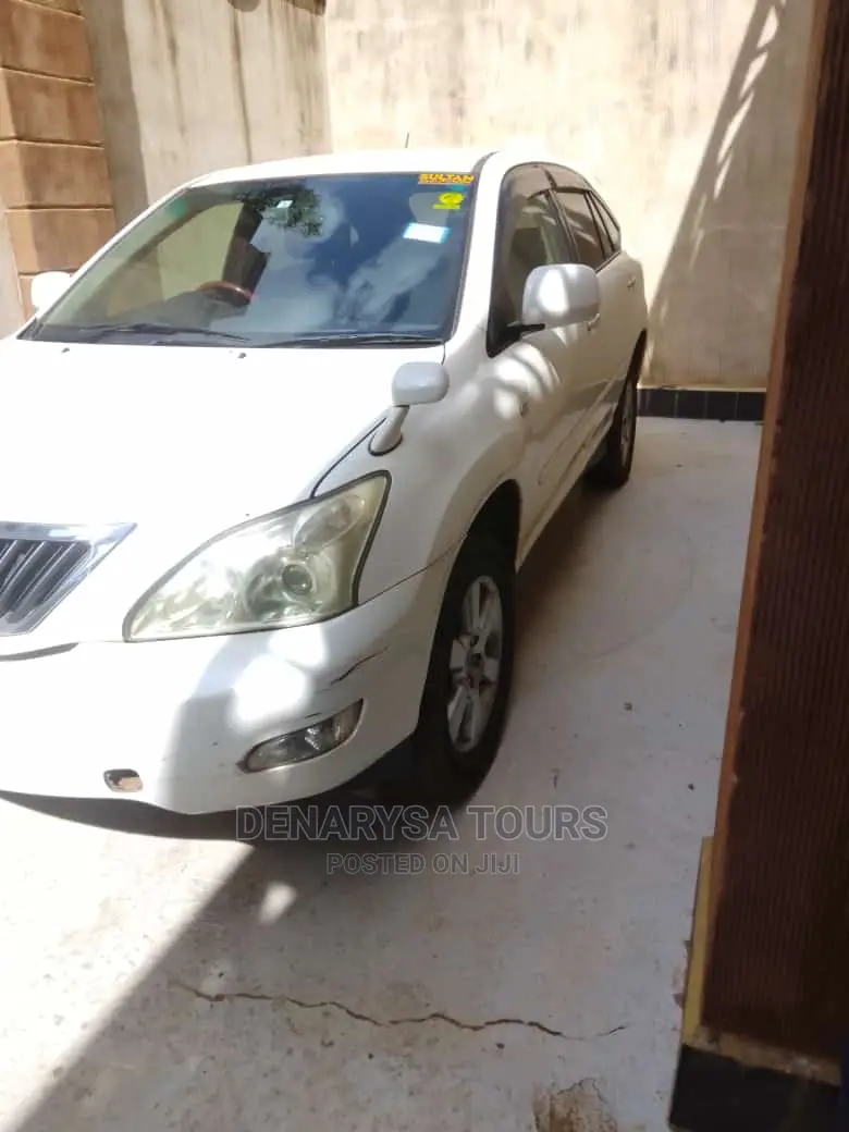 Toyota Harrier Car Hire/Rent for Selfdrive