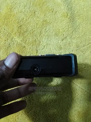 Iogear 2-Port Vga Video Splitter