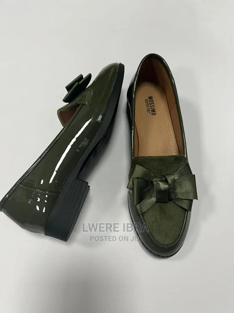 Classic Trending Closed Sheos