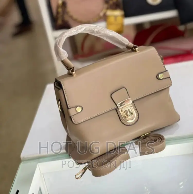 Ladies Classic Handbag