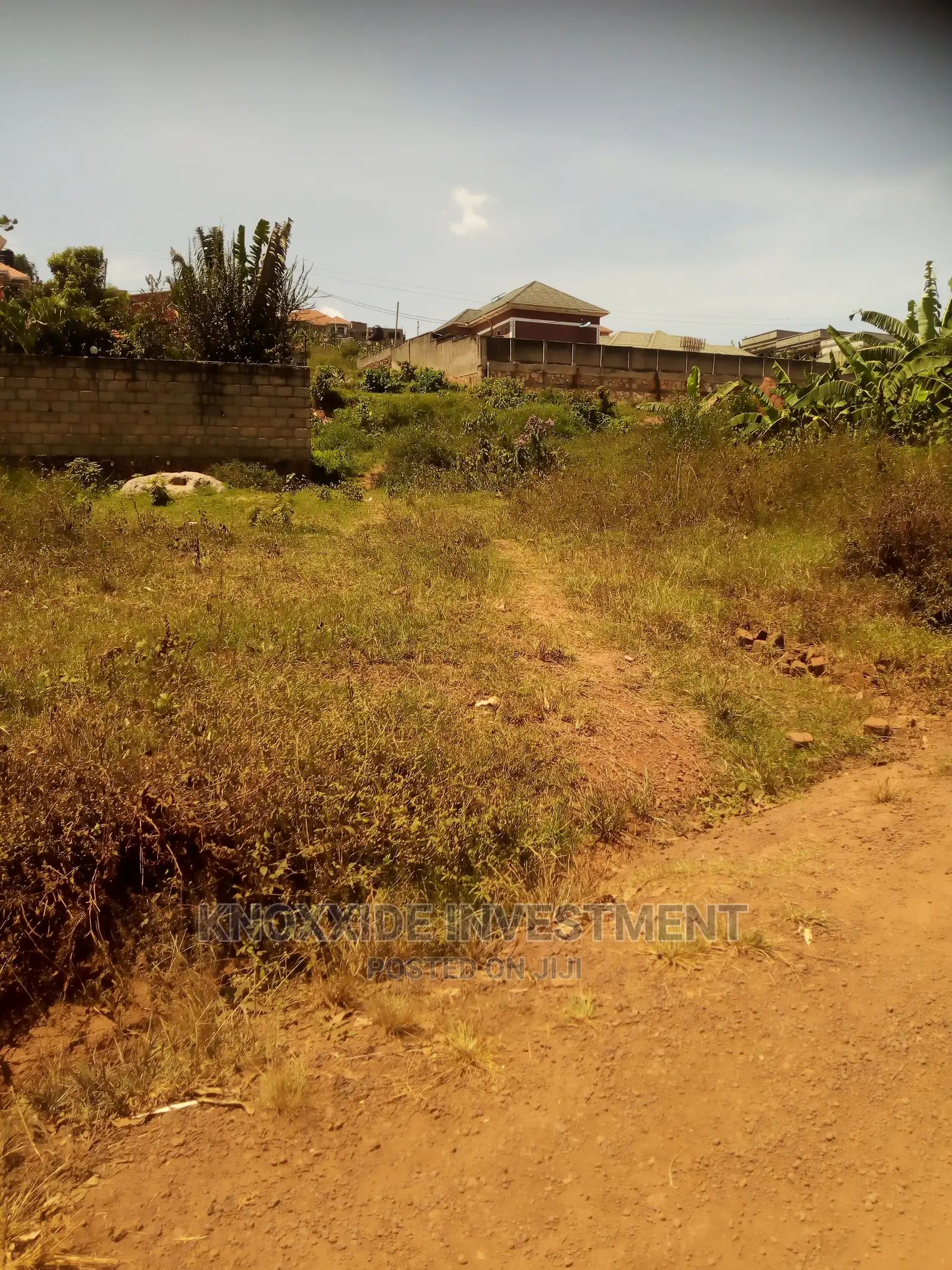 Plot for Sale 40x40ft at 25m Ugx Bulenga