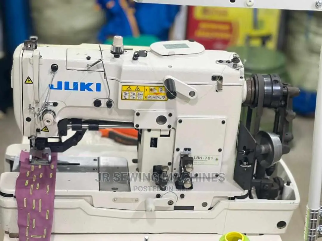 Button Holer Industrial Machine