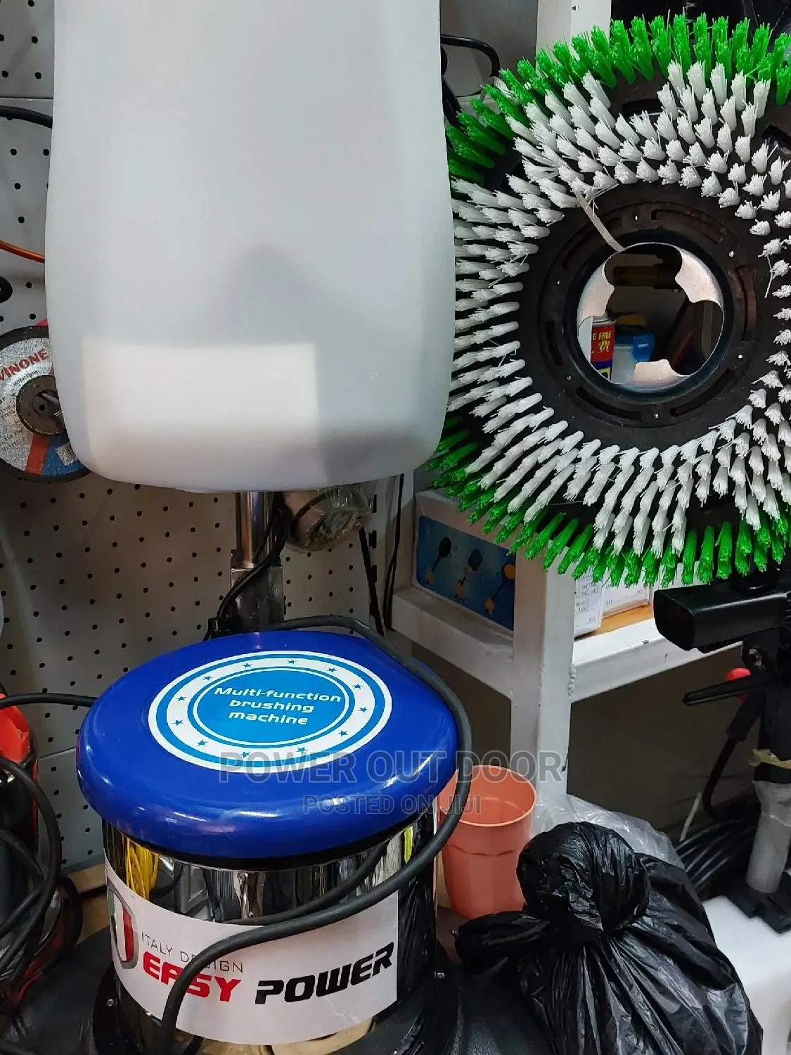 Floor Scrubber / Automatic Drive Floor Scrubber