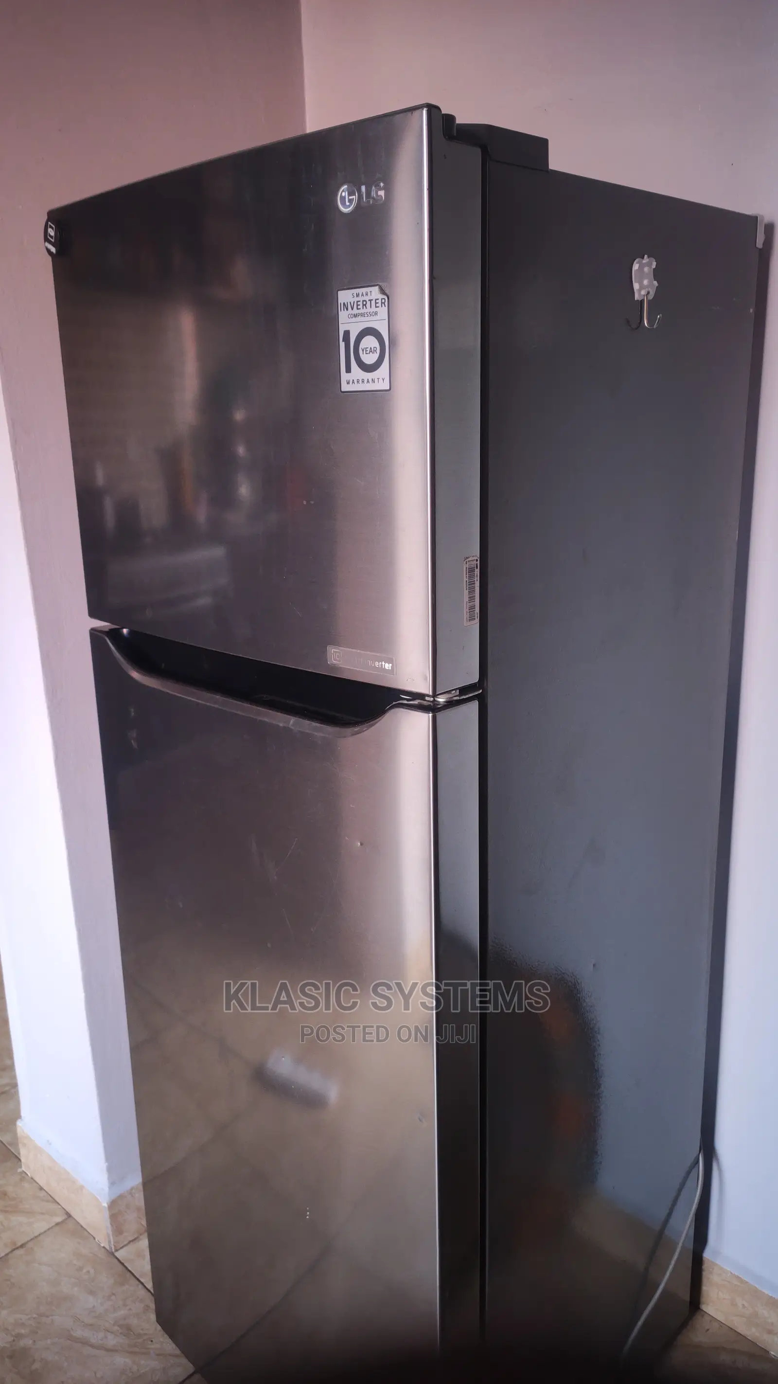 LG Refrigerator Freezer Under Repair 