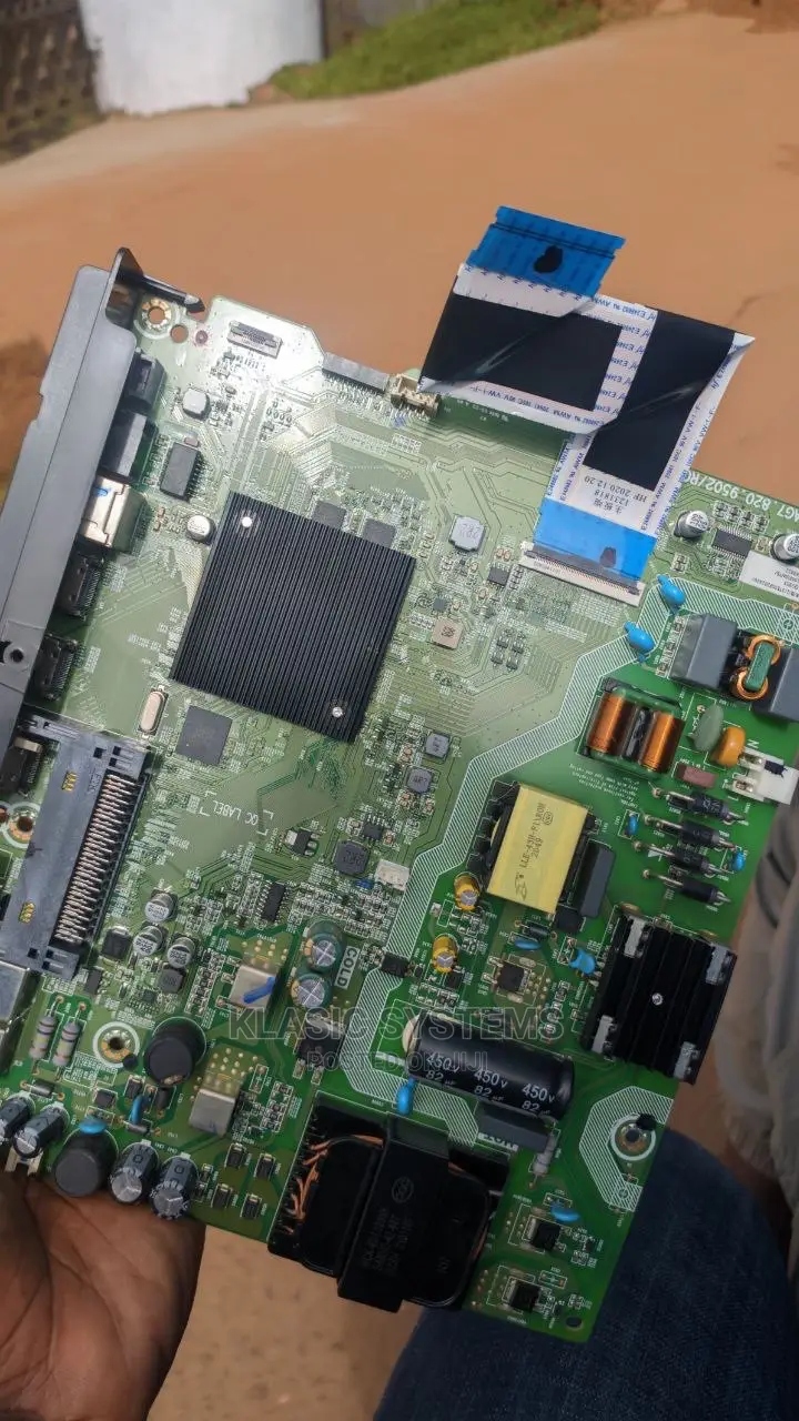 Expert LCD TV Repair With a Professional