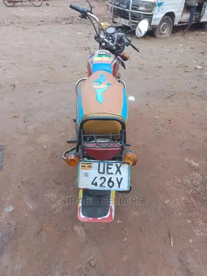 Bajaj Boxer 2020