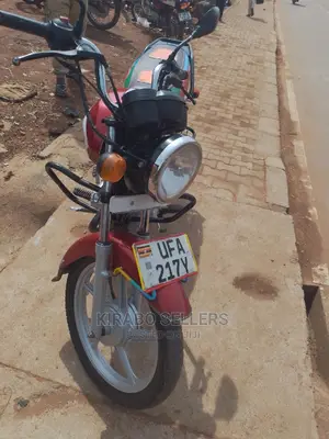 TVS HLX 125 2021 Red