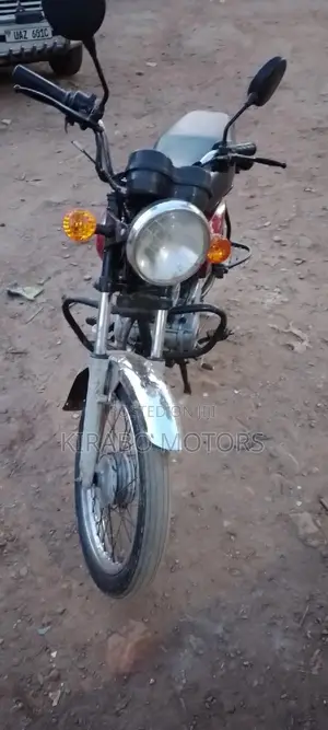 Bajaj Boxer 2018 Green