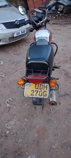 Bajaj Boxer 2018 Green