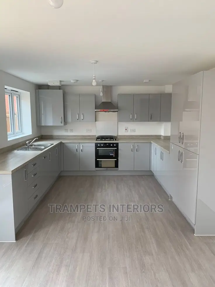 Trampets White Kitchen Cabinets