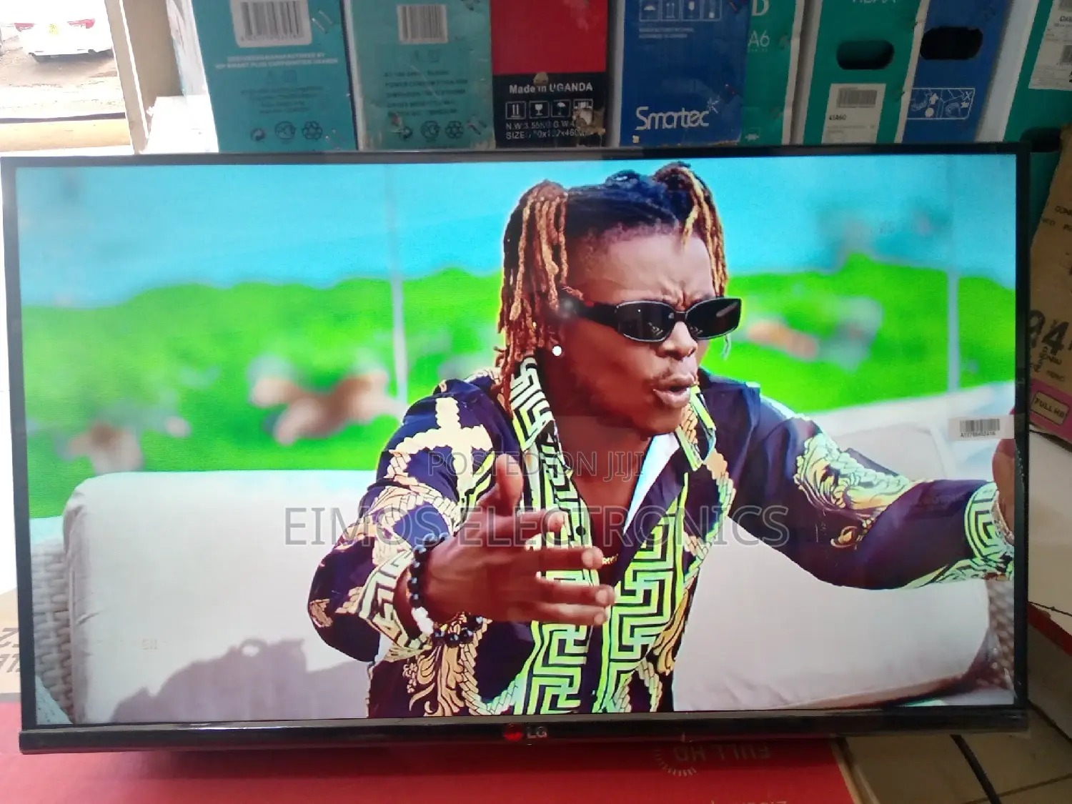 LG 32 Inch TVS
