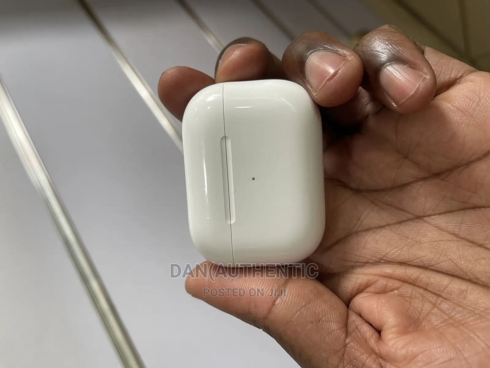 Airpods Pro 1st Generation Uk Used 1month Boxed