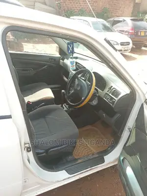 Toyota Probox 2004 White