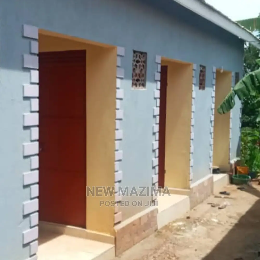 1bdrm House in After Munyonyo In, Division a for Rent