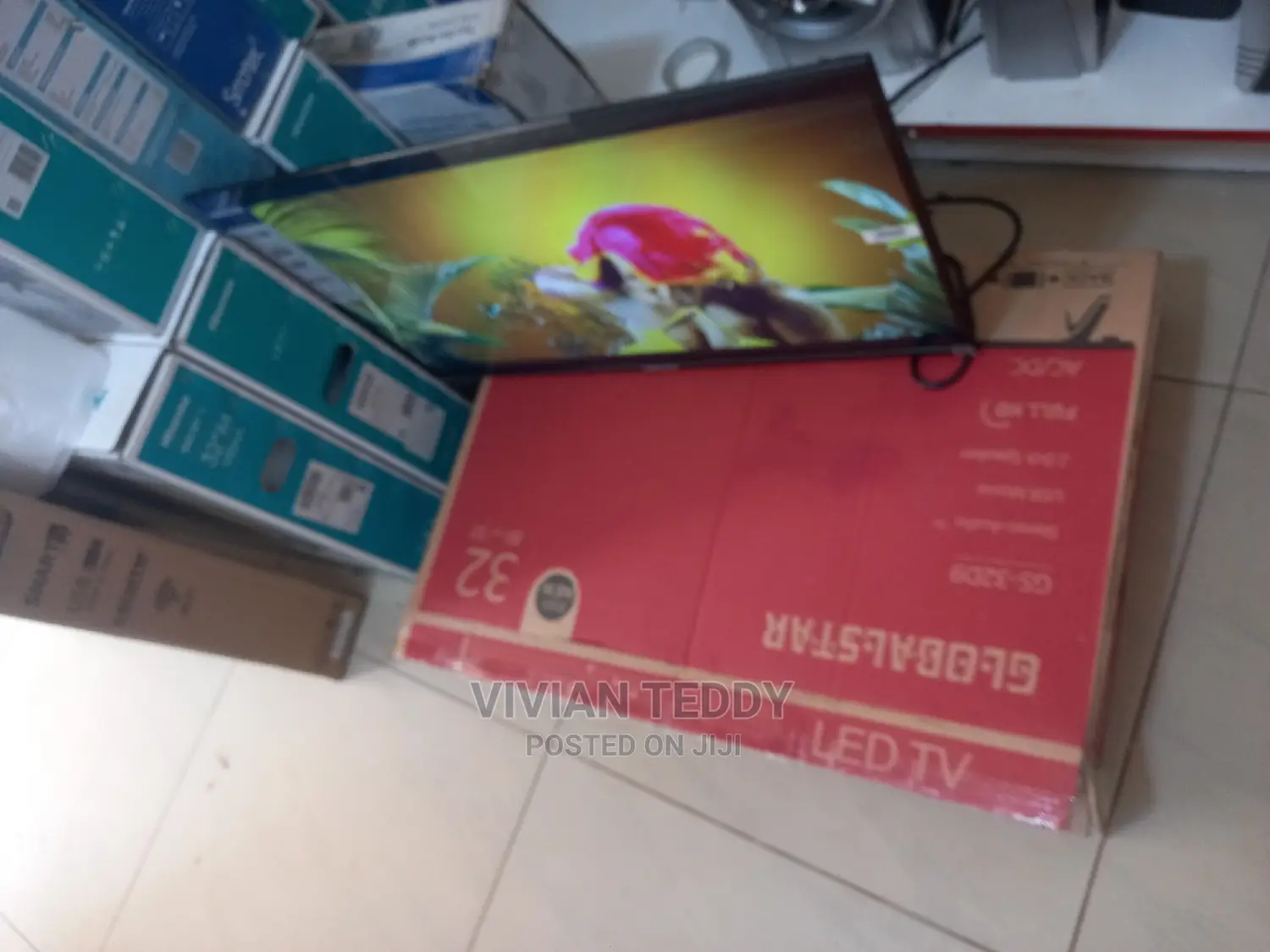32 Inchez Led Globalstar TV
