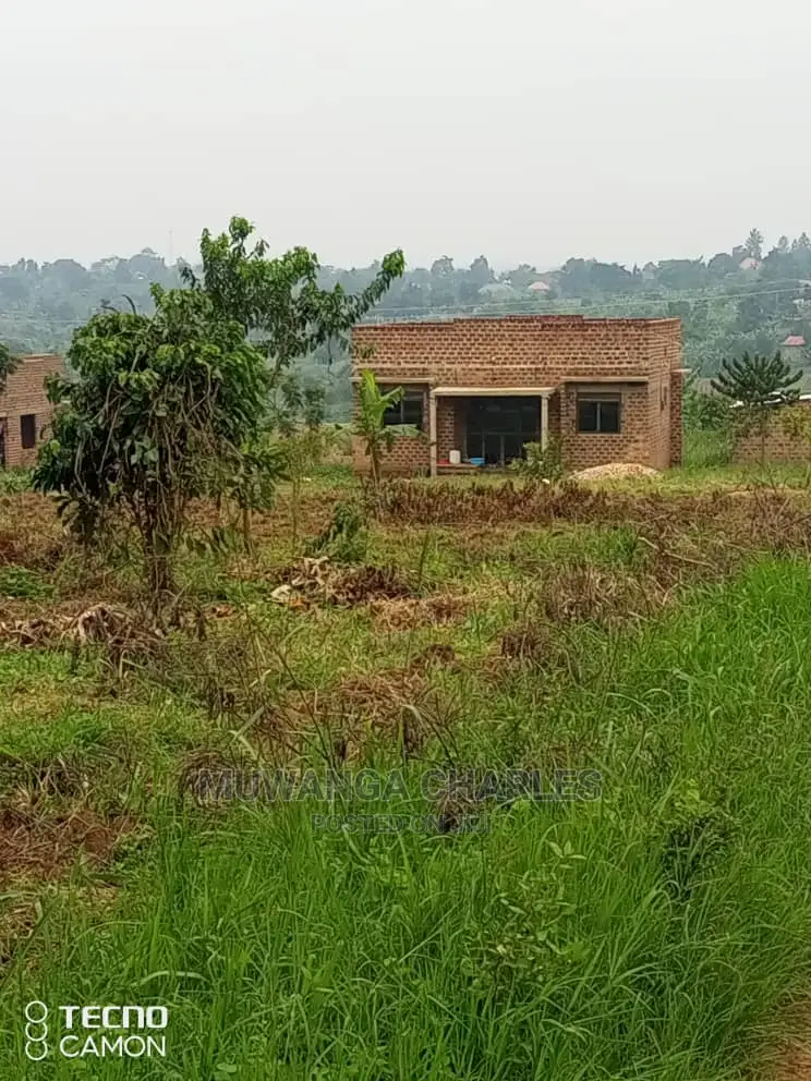 12decimals for Sale at Gayaza Busukuma