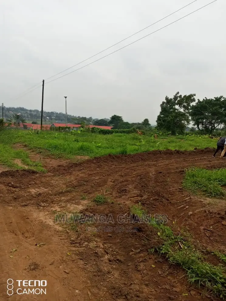 12decimals for Sale at Gayaza Busukuma