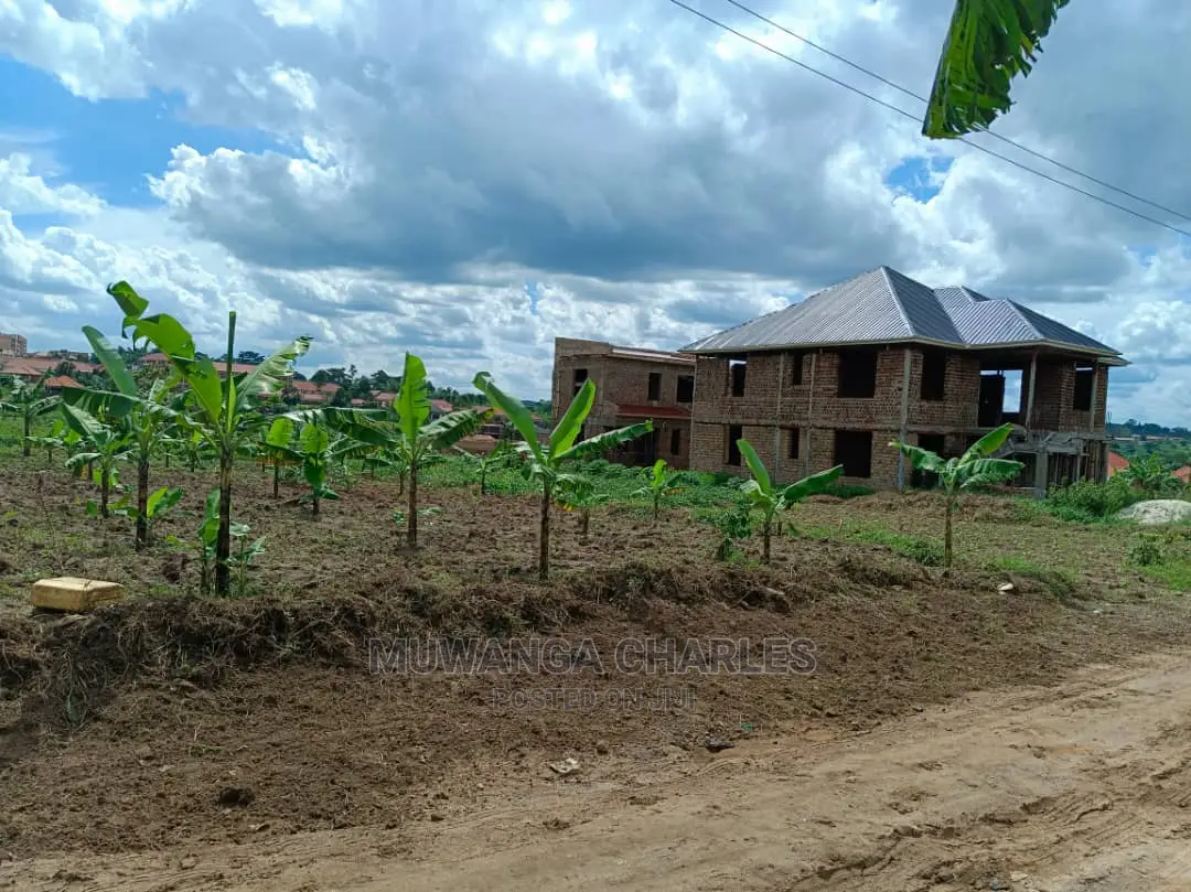 12decimals Plot for Sale at Kiwenda