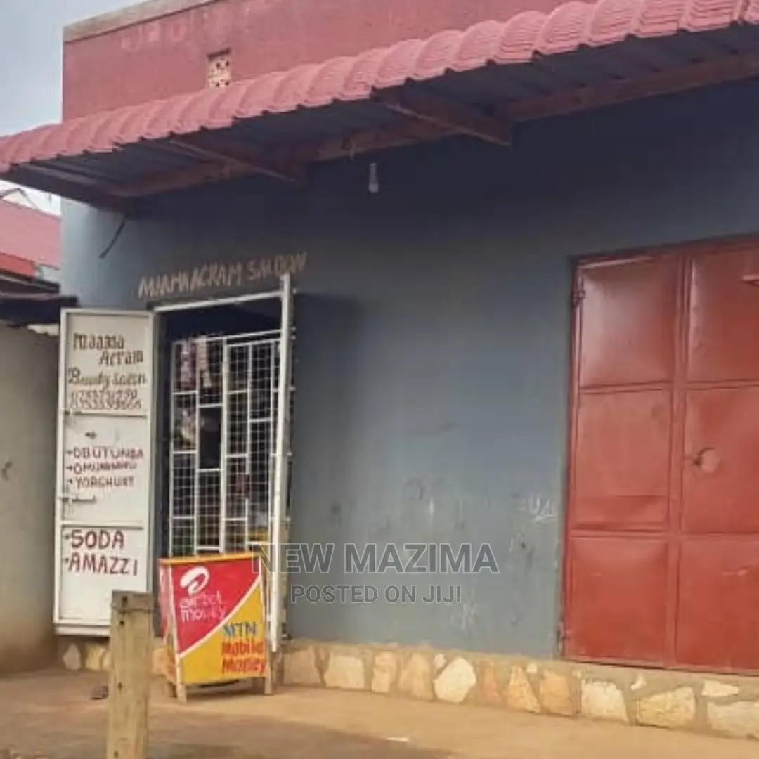 Very Busy Two Double Commercial Shops Onquicksale in Nansana
