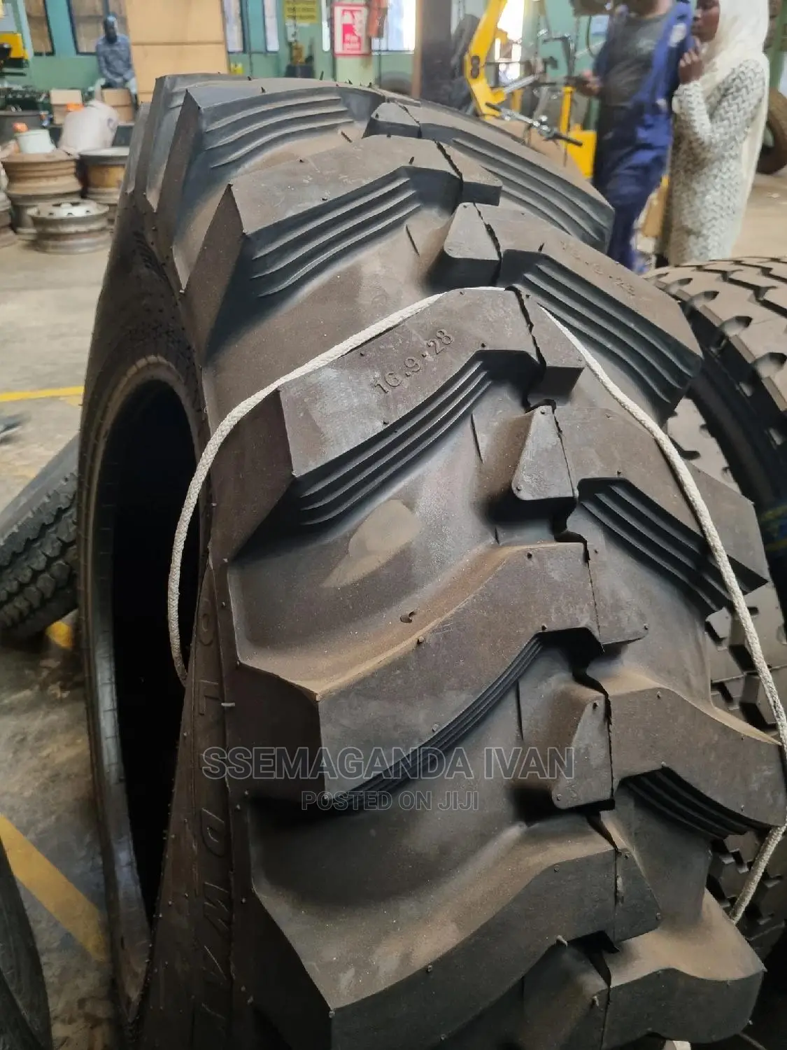 16.9r28 Solidway Tires