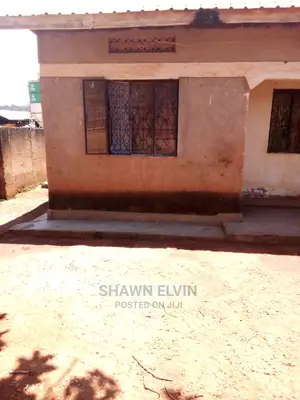 Furnished 2bdrm Bungalow in Nakawa for sale