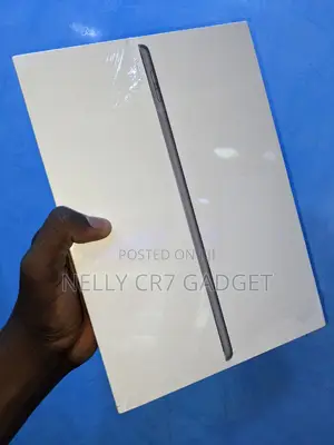 New Apple iPad 10.2 (2021) 64 GB Gray