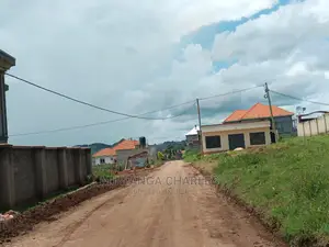 100by50ft Plot for Sale at Kira.Mulawa