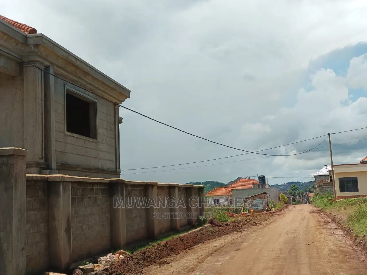100by50ft Plot for Sale at Kira.Mulawa