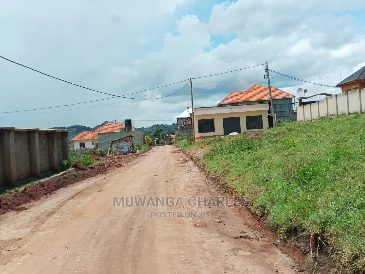 100by50ft Plot for Sale at Kira.Mulawa