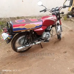 Bajaj RE 2023 Red