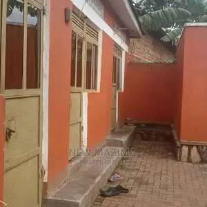 5bdrm House in Bulenga Town, Division a for Sale