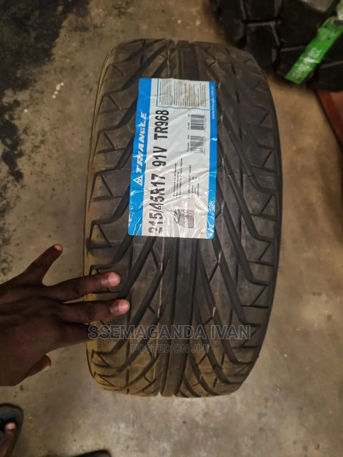 215/45r17 91V Triangle