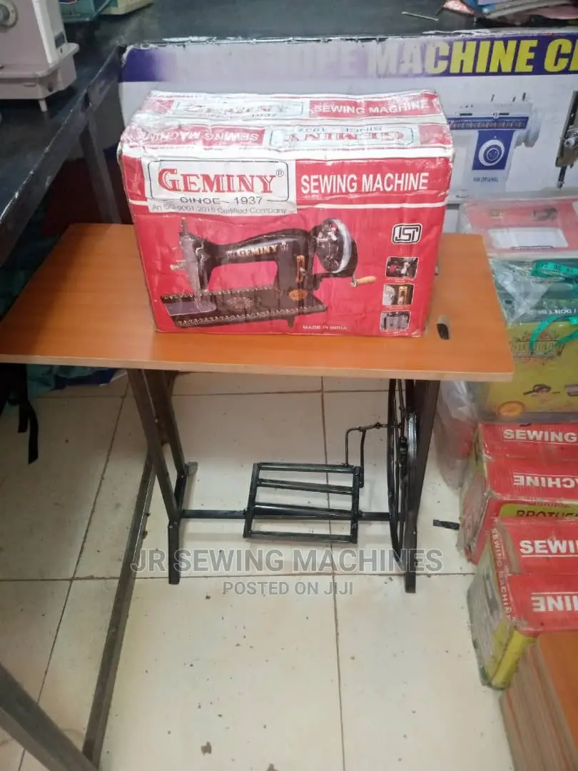 Geminy Sewing Machine