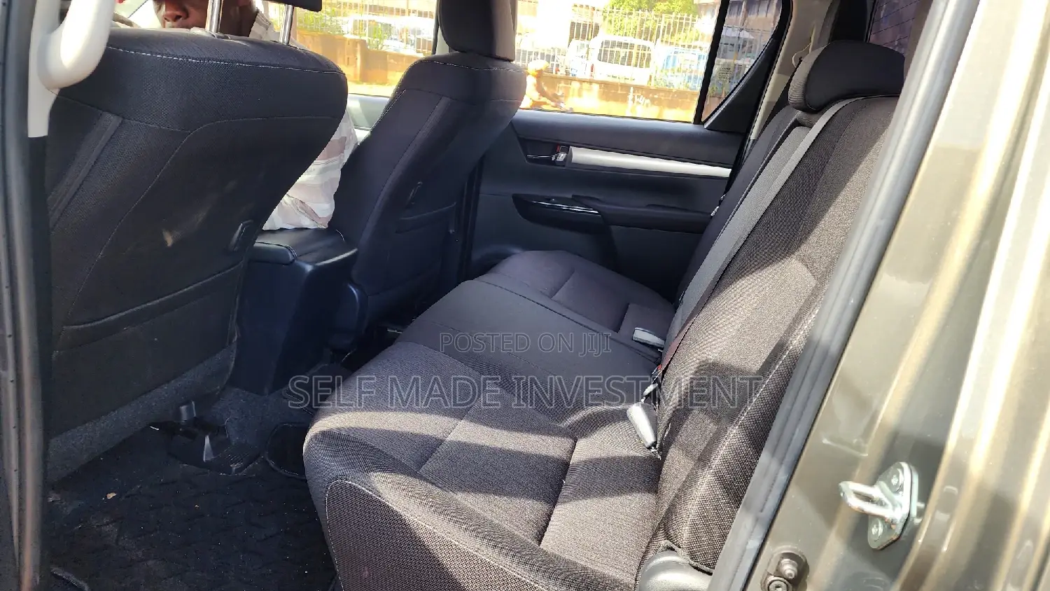 Toyota Hilux 2020 Green