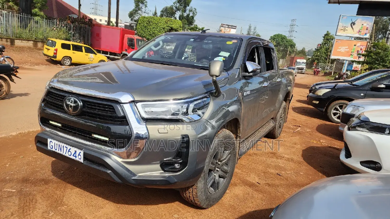 Toyota Hilux 2020 Green