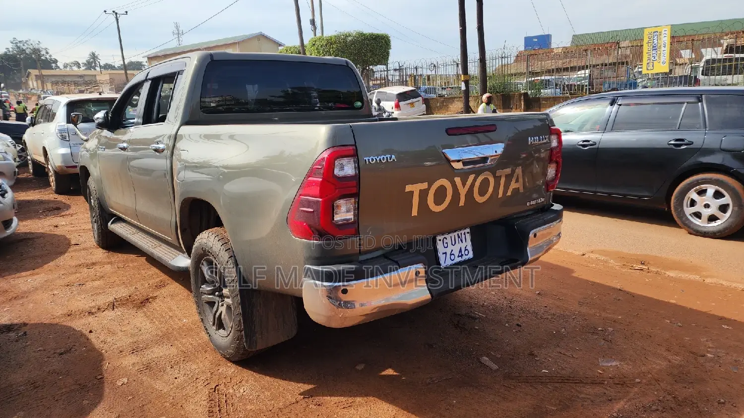 Toyota Hilux 2020 Green