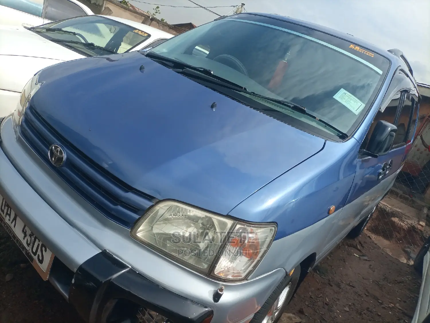 Toyota Noah 2.0 FWD (8 Seater) 2001 Blue