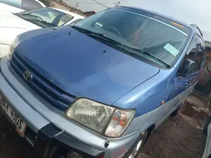 Toyota Noah 2.0 FWD (8 Seater) 2001 Blue