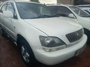 Toyota Harrier 2.2 16V 1998 White