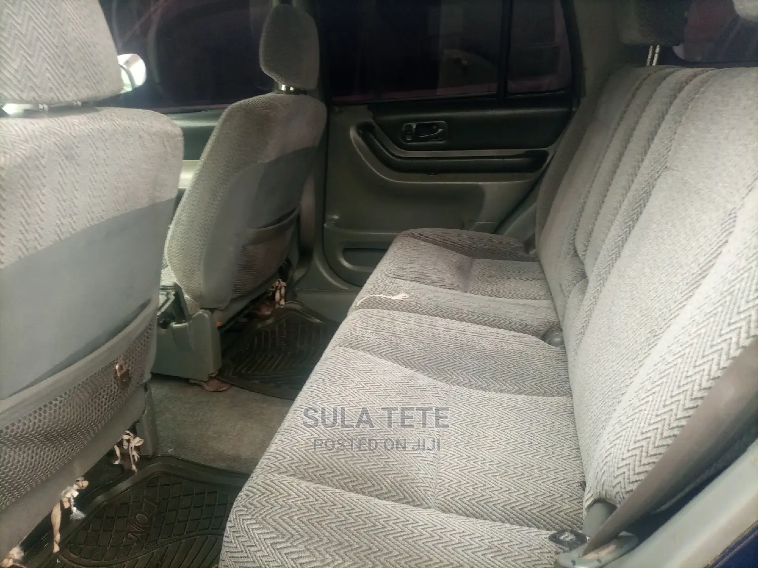 Toyota Noah 2.0 AWD (8 Seater) 2001 White