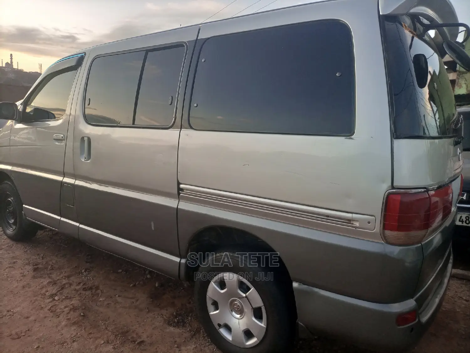 Toyota Regius 1999 Grey